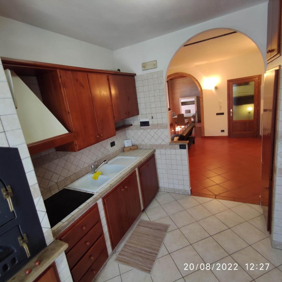 M & M Pinzi Suite Apartment Montepulciano Stazione Extérieur photo