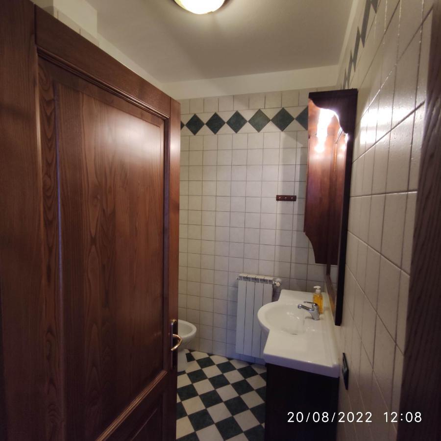 M & M Pinzi Suite Apartment Montepulciano Stazione Extérieur photo